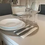 M&m's Guest house 3*